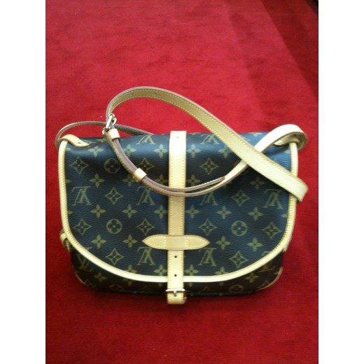 Sac Louis Vuitton Saumur MM en toile monogram