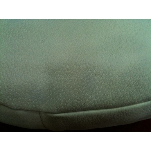 Sac Gucci en cuir blanc  porté épaule