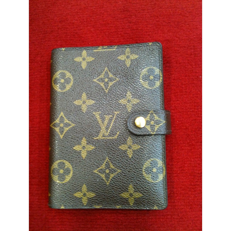 couverture agenda louis vuitton