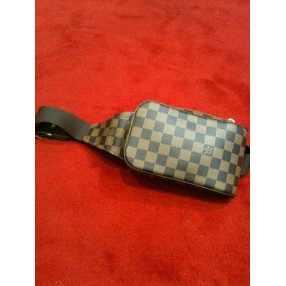 Pochette Louis Vuitton Géronimos en toile damier