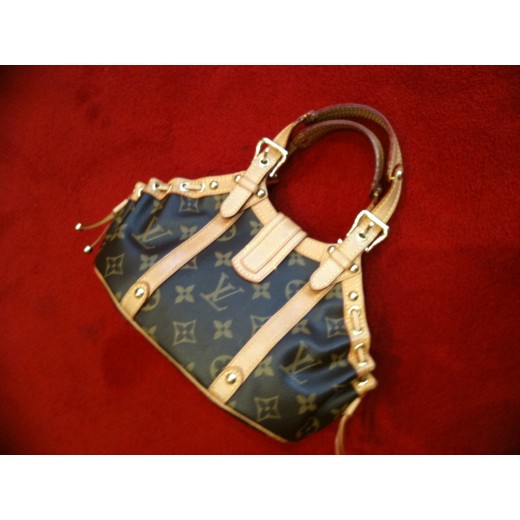 Sac VUITTON Théda