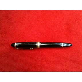 Stylo plume Montblanc Meisterstück noir