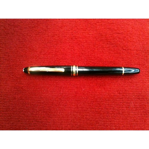 Stylo plume Montblanc Meisterstück noir