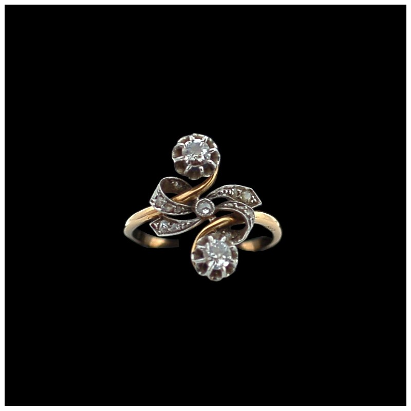 Bague ancienne Toi et Moi en or et diamants
