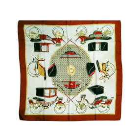 Carré Hermès Les Voitures à...