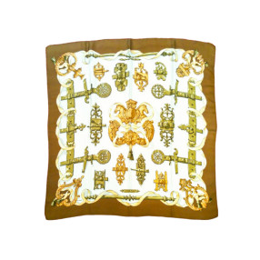 Carré Hermès Ferronnerie en soie