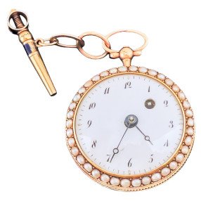 Montre à gousset et sa clé en or, émail et perles