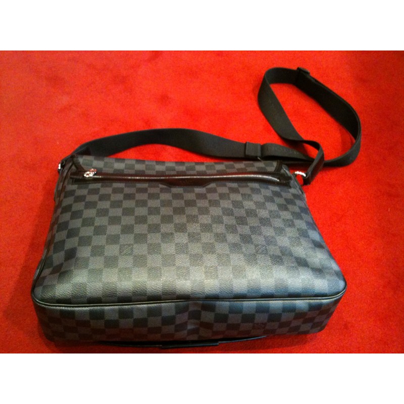 sacoche louis vuitton district pm toile damier