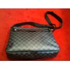 Besace Louis Vuitton District GM en toile damier 