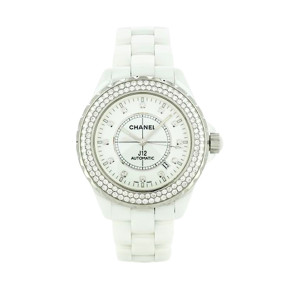 Montre Chanel J12 en...