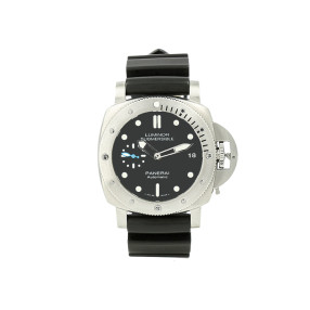 Panerai Submersible PAM 682...