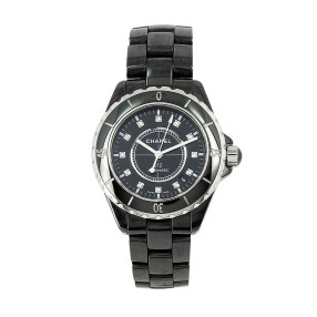 Montre Chanel J12...
