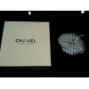 Broche Camélia CHANEL