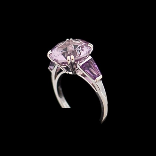 Bague Mauboussin Libre et Sensuelle en or et améthystes