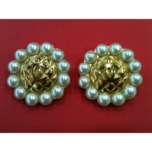 Boucles d'oreille Chanel Vintage