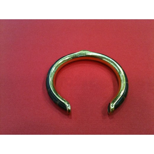 Bracelet Hermès demi jonc en cuir et métal doré