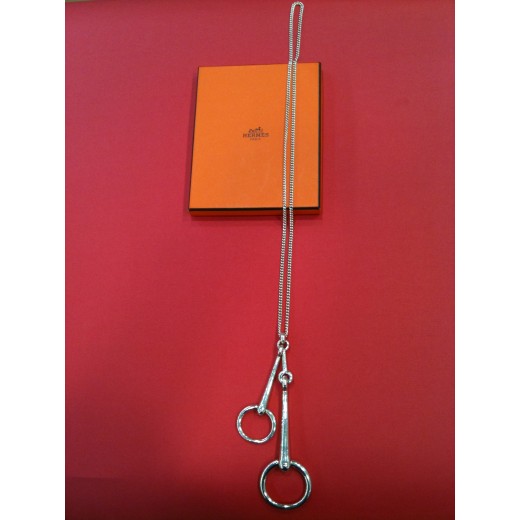 Sautoir Hermes en argent  Mors de filets