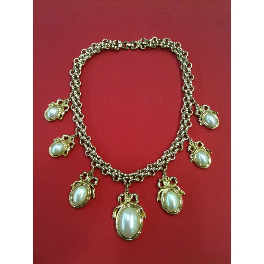 Collier Dior en plaqué or et nacre
