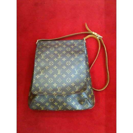 Sac Louis Vuitton Musette en toile monogram