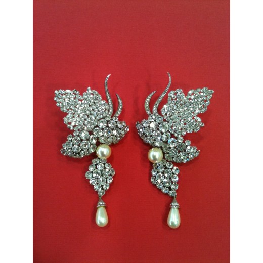 Boucles d'oreille Christian Dior strass