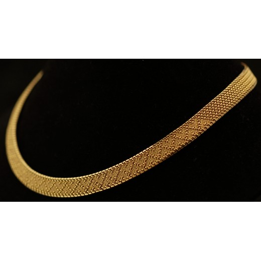 Collier moderne ras de cou en or
