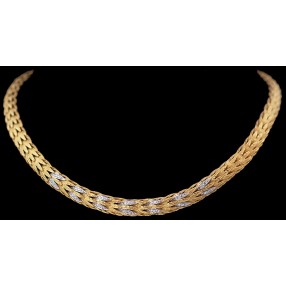 Collier ras de cou à décor de feuilles en or et diamants