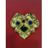 Broche Christian Lacroix  Coeur en métal doré