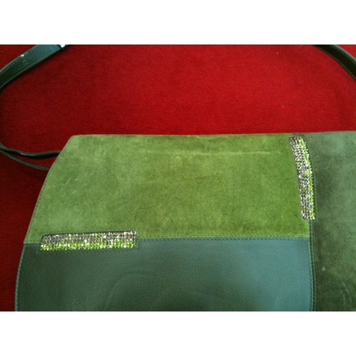 Sac Swarovski en daim, cuir et cristaux verts