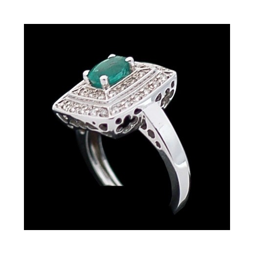 Bague rectangulaire en or, diamants et émeraude
