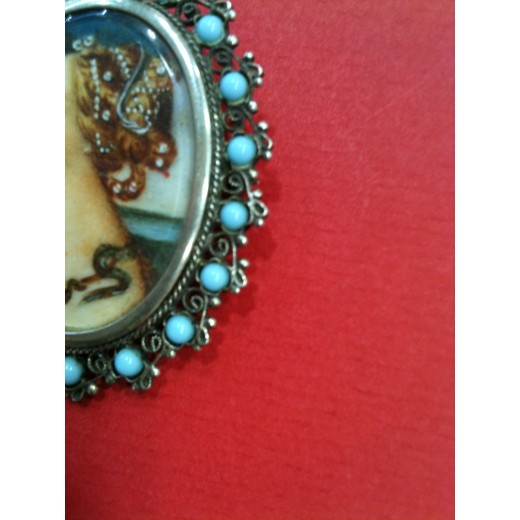 Broche/ Pendentif en argent et turquoises, peinture sur ivoire