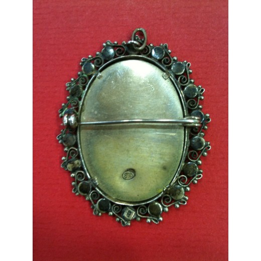 Broche/ Pendentif en argent et turquoises, peinture sur ivoire
