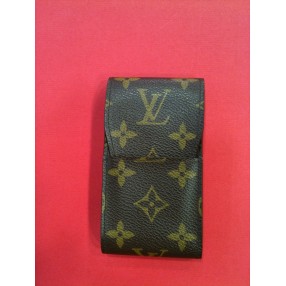 Etui téléphone Louis Vuitton en toile monogram.