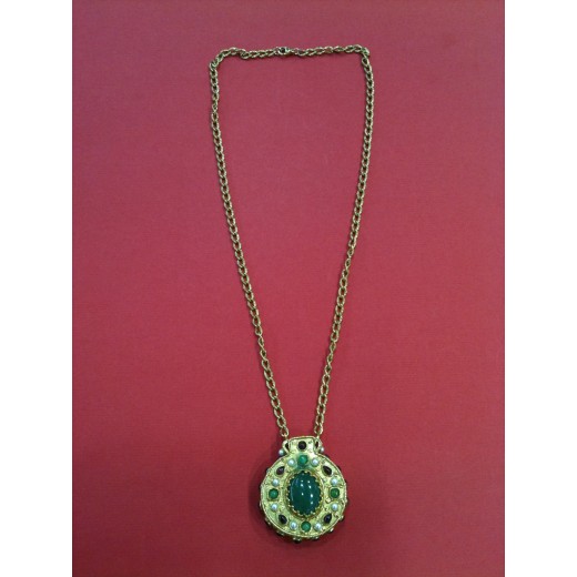 Collier reproduction bijou antique