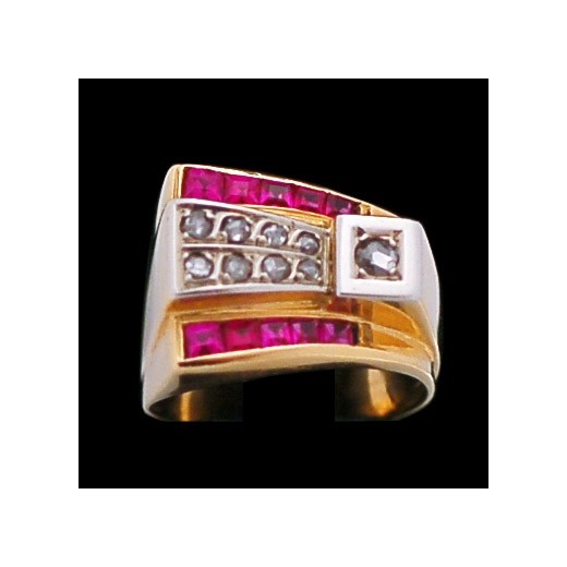 Bague ancienne Tank deux ors, rubellites et diamants