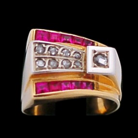 Bague ancienne Tank deux ors, rubellites et diamants