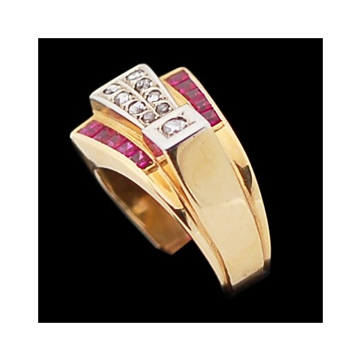 Bague ancienne Tank deux ors, rubellites et diamants