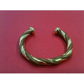 Bracelet Hermès demi jonc en cuir et métal doré