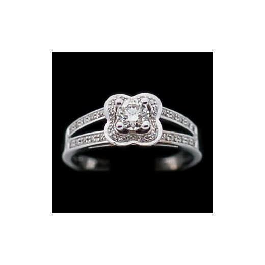 Bague Mauboussin Chance of Love N°3 en or et diamants