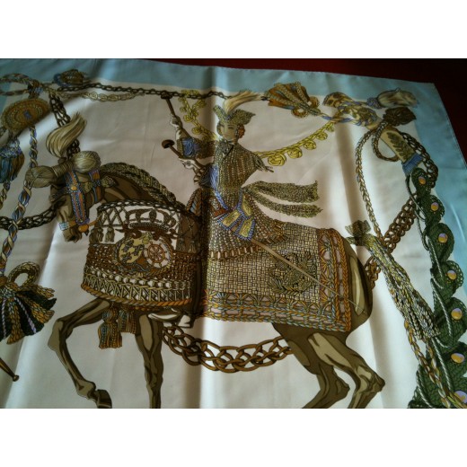 Carré Hermès Le Timbalier en soie