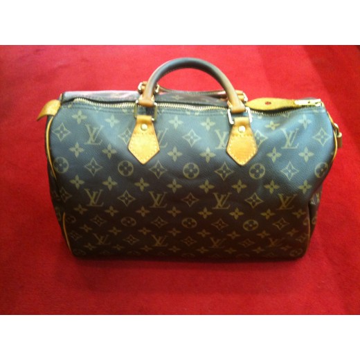 Sac Louis Vuitton Speedy 35 en toile monogram 