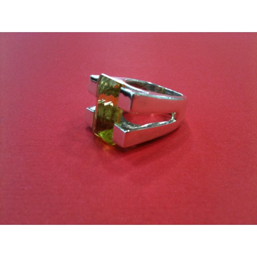 Bague moderne en argent et quartz lemon