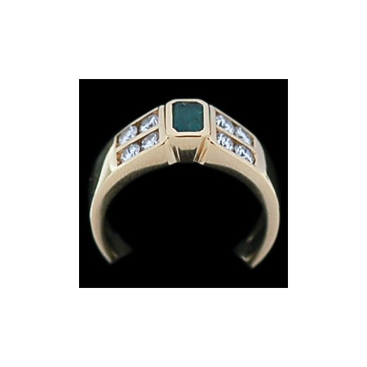 Bague moderne en or, émeraude centrale et diamants