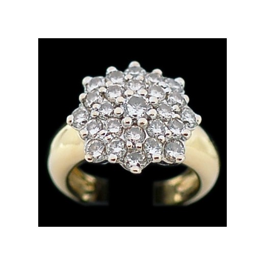 Bague moderne fleur en or et diamants