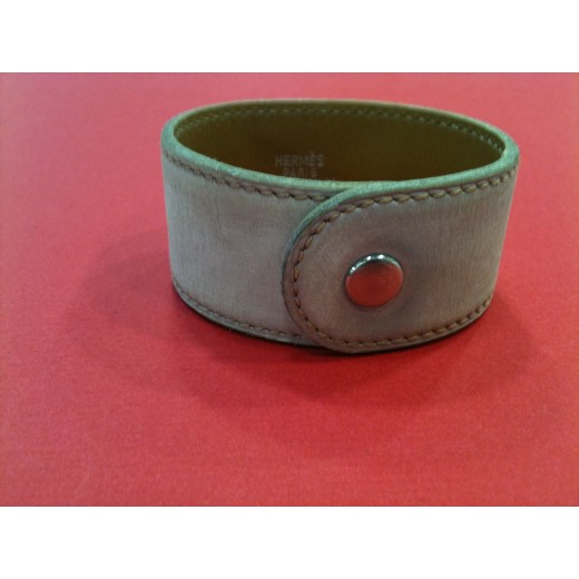 Bracelet  Hermes Médor en cuir rose pâle