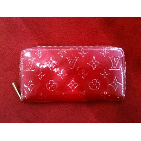 Portefeuille Louis Vuitton Zippy en cuir monogram vernis