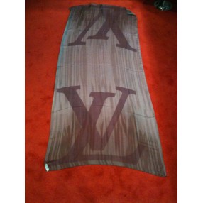 Foulard Louis Vuitton Monogram en soie 