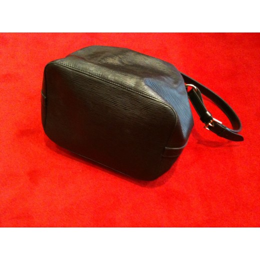 Sac Louis Vuitton Petit Noé