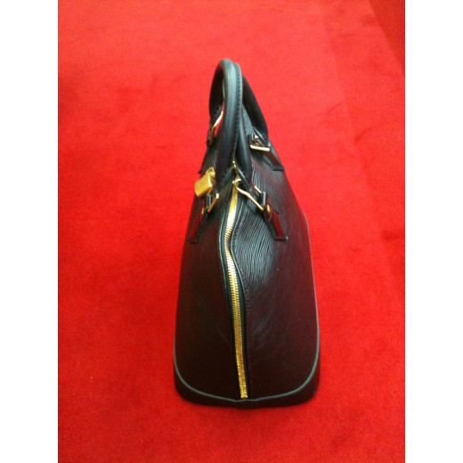 Sac Louis Vuitton Alma en cuir épi noir
