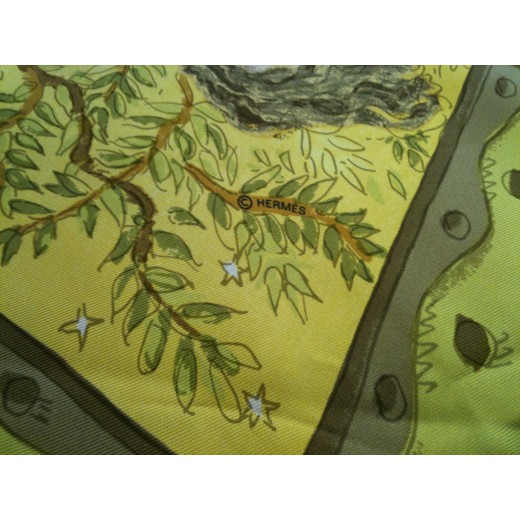 Carré Hermès Fairytales by Hermès en soie
