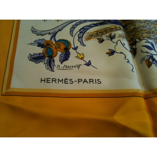 Carré Hermès Cerès en soie